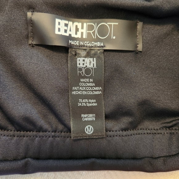 Beach Riot Chevrons Colorblock Sports Bra in Tidal Colorblock - Picture 8 of 8